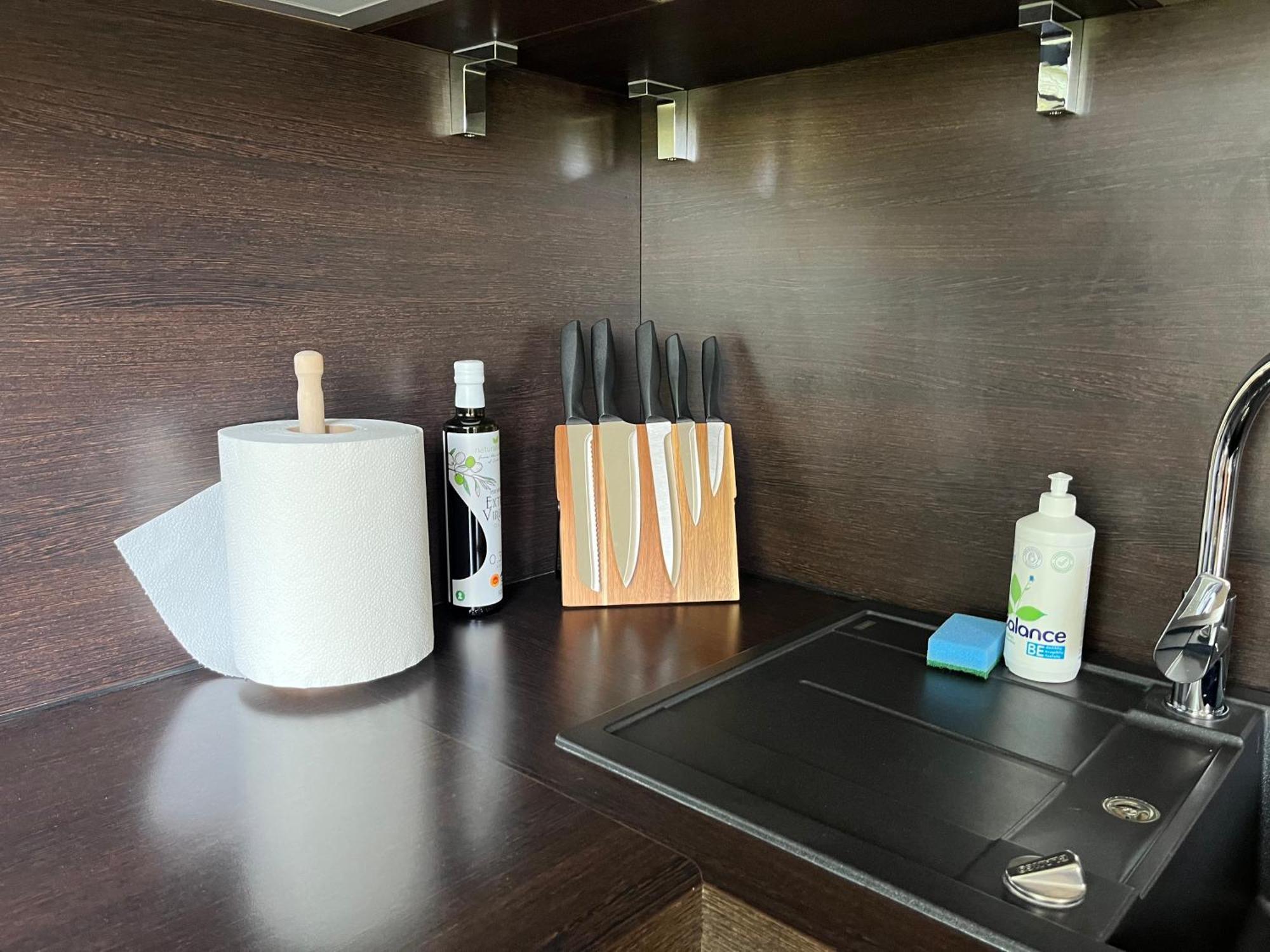Luxuria Modern Apartments - Self Check-In Siauliai  Ngoại thất bức ảnh